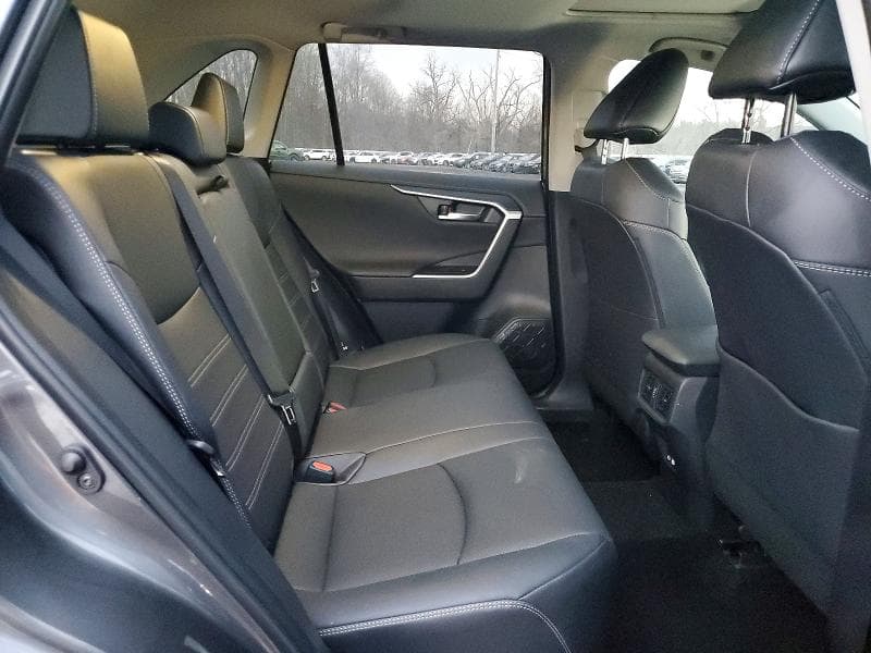 2025 TOYOTA RAV4 LIMITED 11