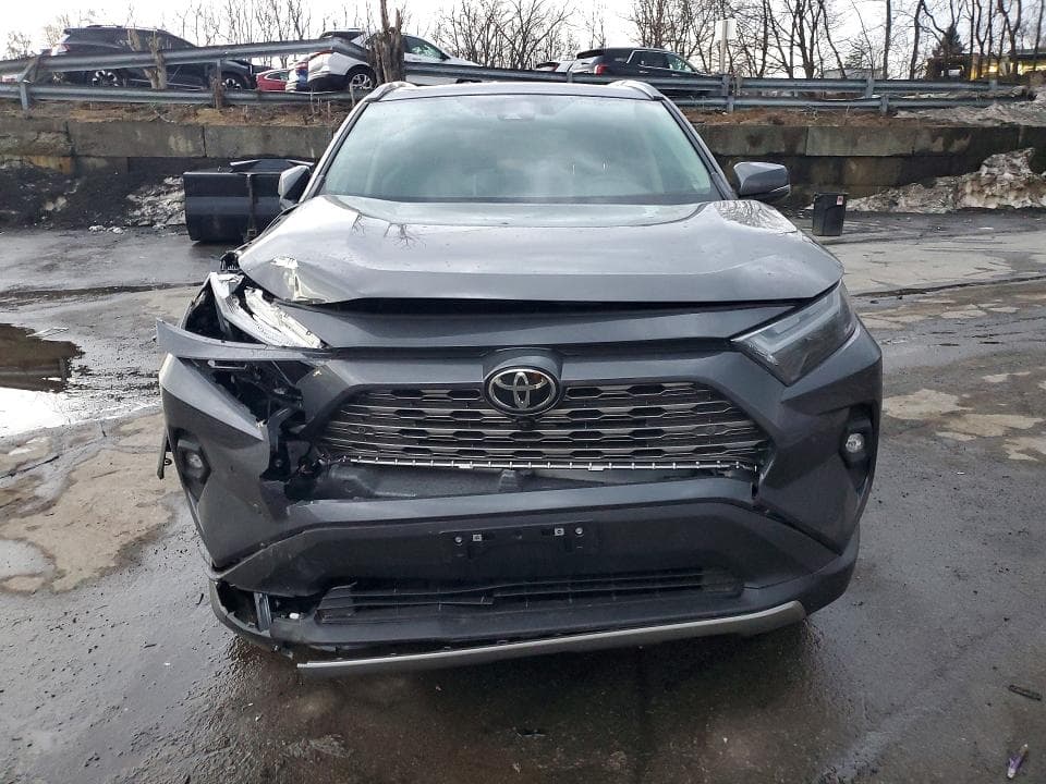 2025 TOYOTA RAV4 LIMITED 5