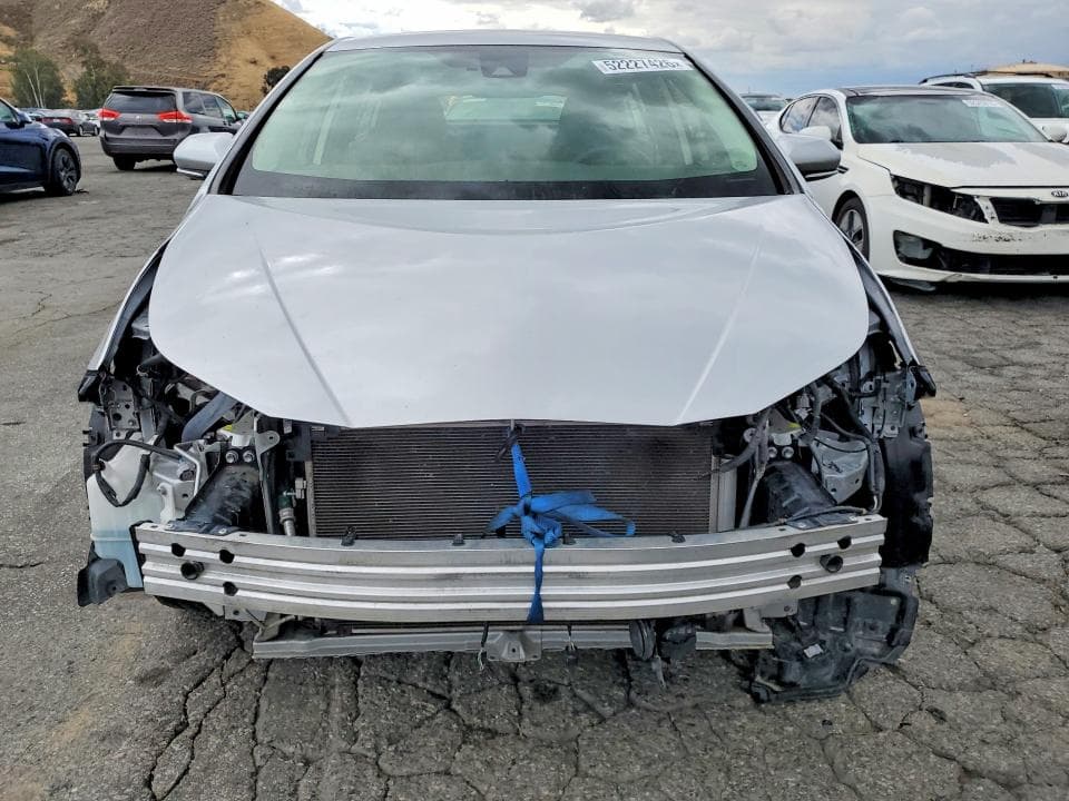 2022 TOYOTA PRIUS L ECO L ECO 5