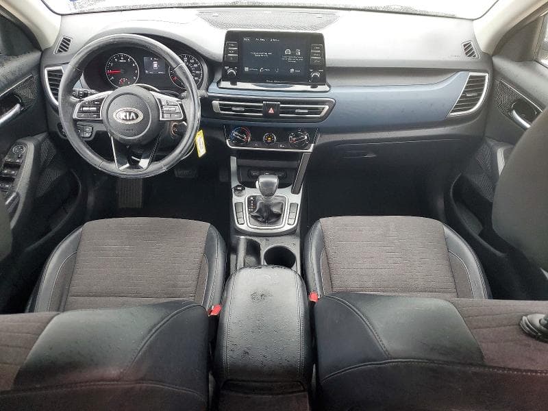 2021 KIA SELTOS S 8