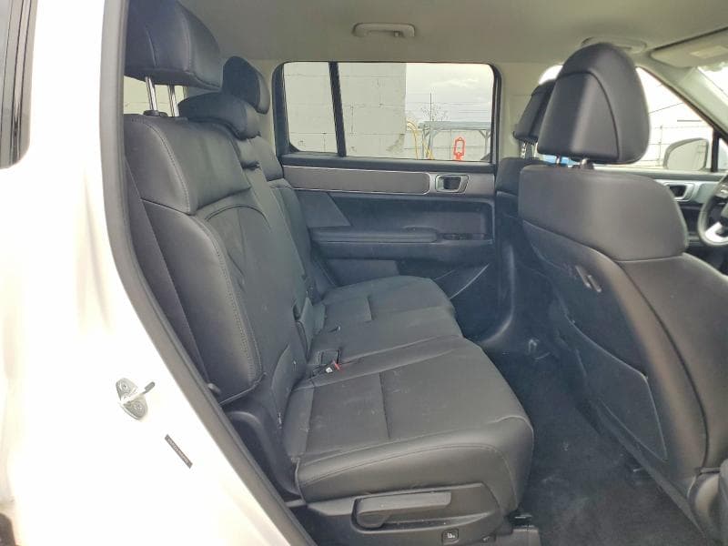 2025 HYUNDAI SANTA FE SEL 11