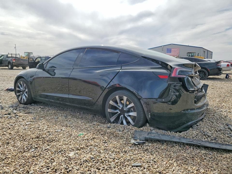 2024 TESLA MODEL 3 2
