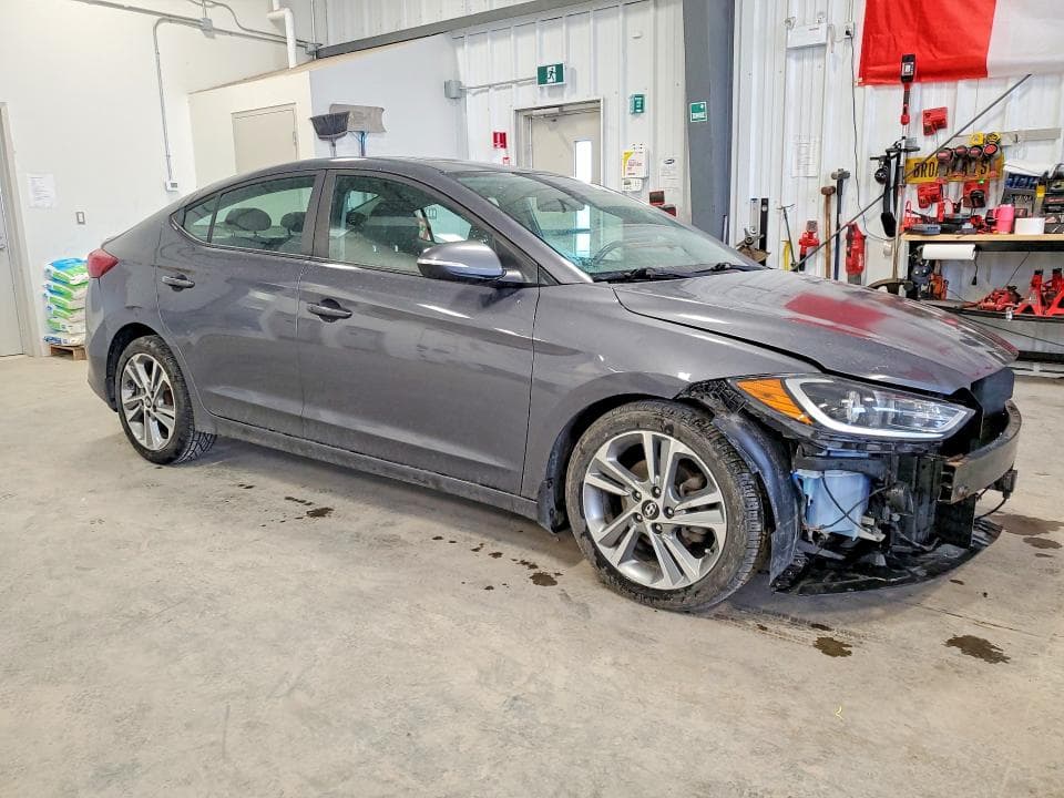 2018 HYUNDAI ELANTRA SEL 4