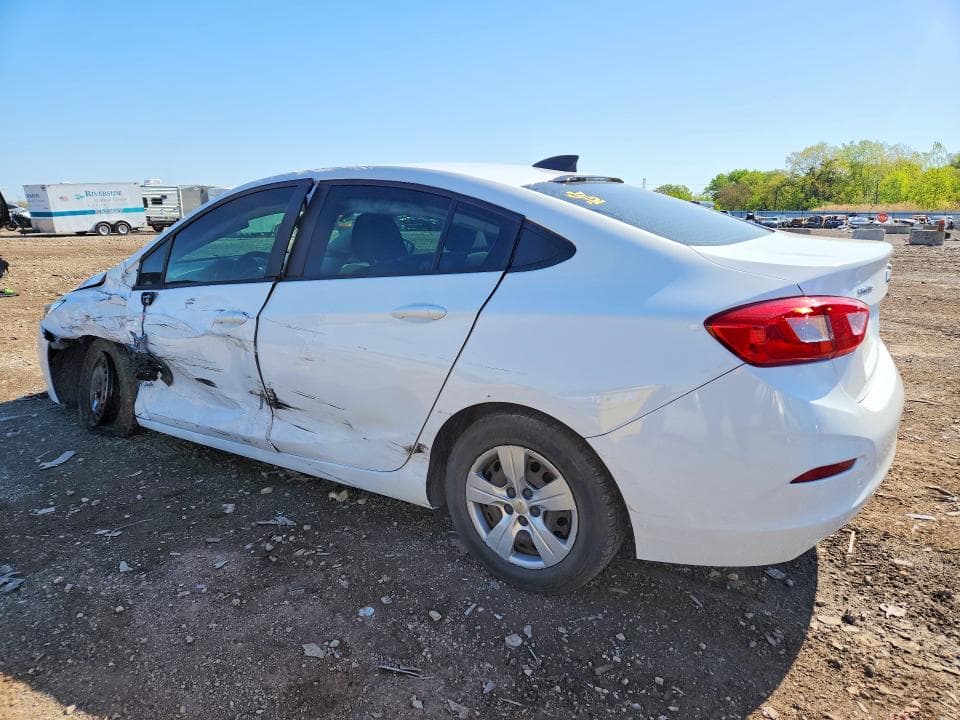 2018 CHEVROLET CRUZE LS 2