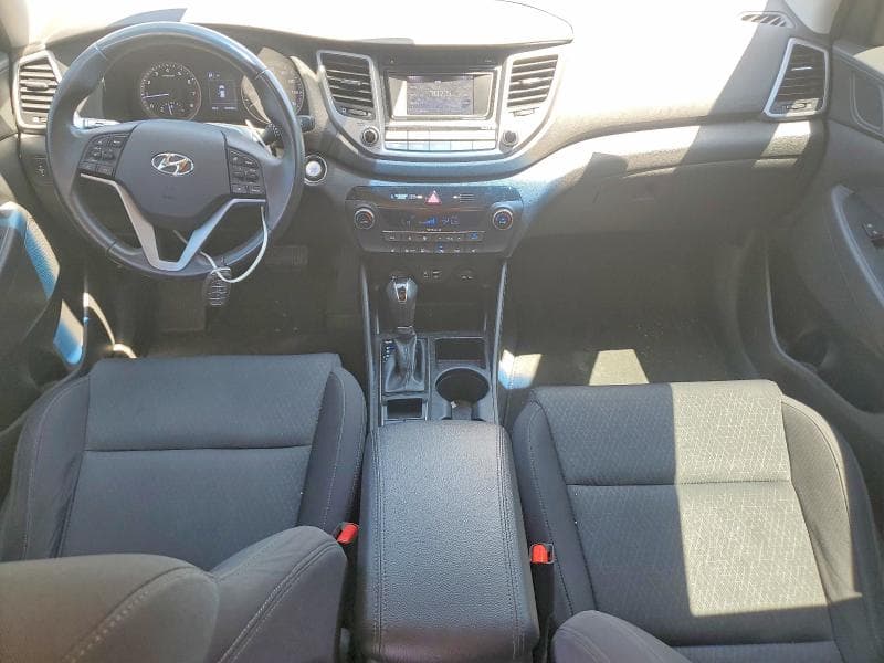 2017 HYUNDAI TUCSON VALUE 8