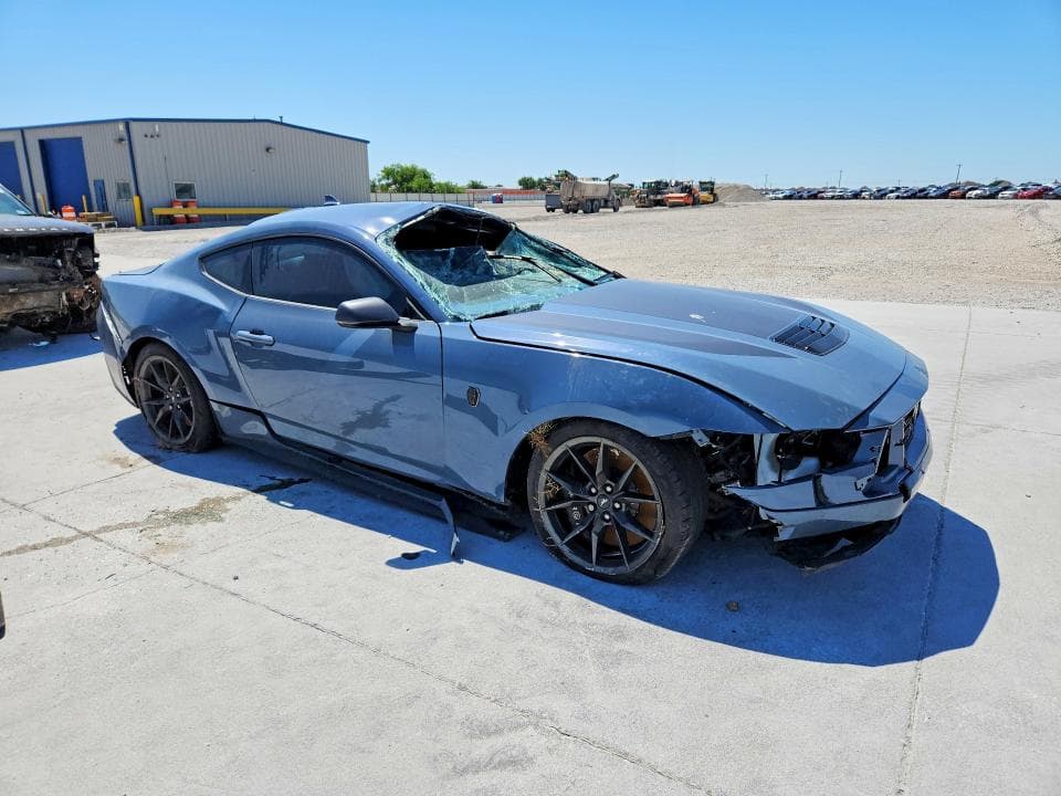 2024 FORD MUSTANG DARK HORSE DARK HORSE 4