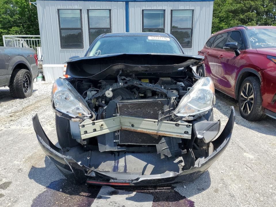 2017 NISSAN VERSA 1.6 SV 1.6 SV 5