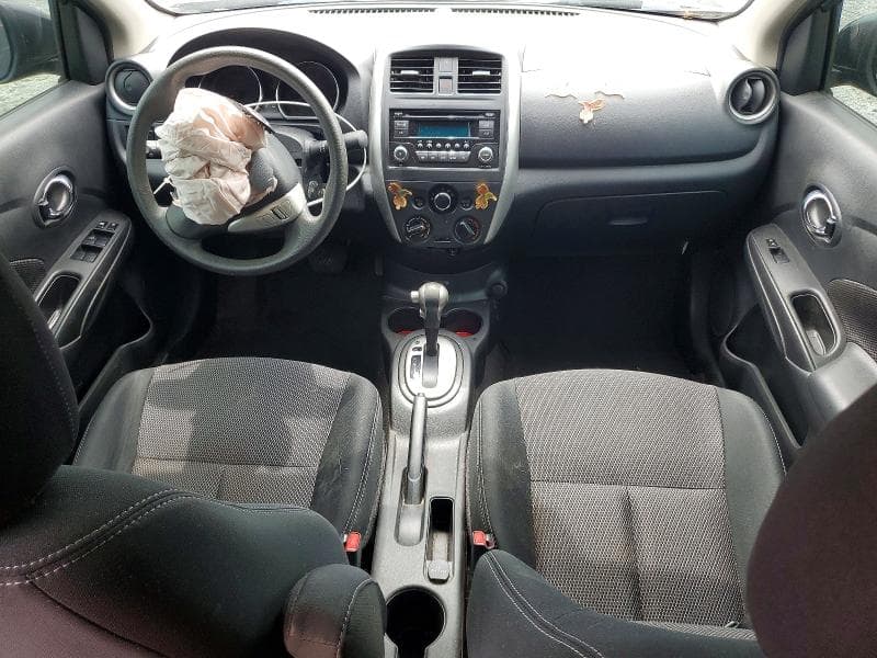 2017 NISSAN VERSA 1.6 SV 1.6 SV 8