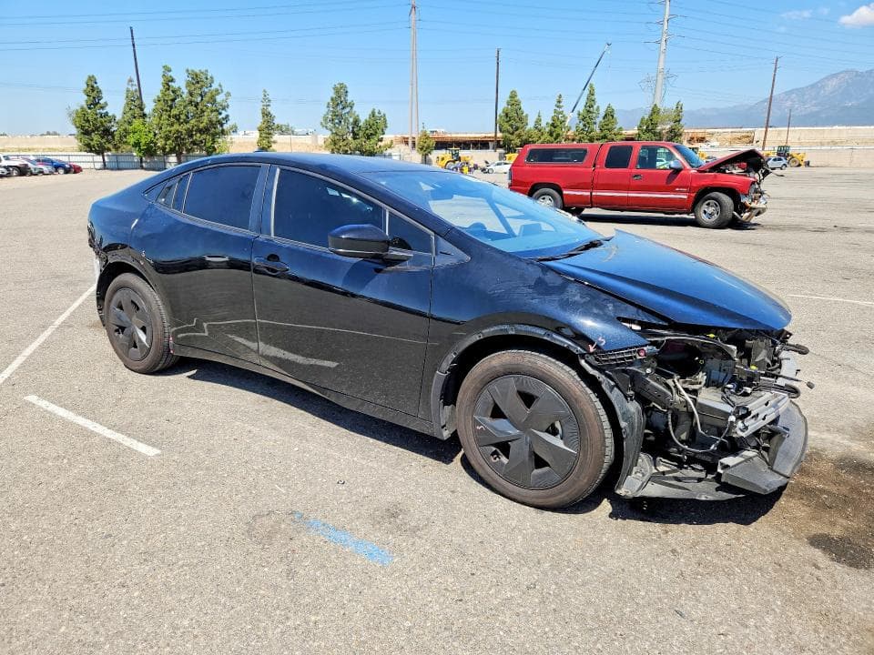 2024 TOYOTA PRIUS LE 4