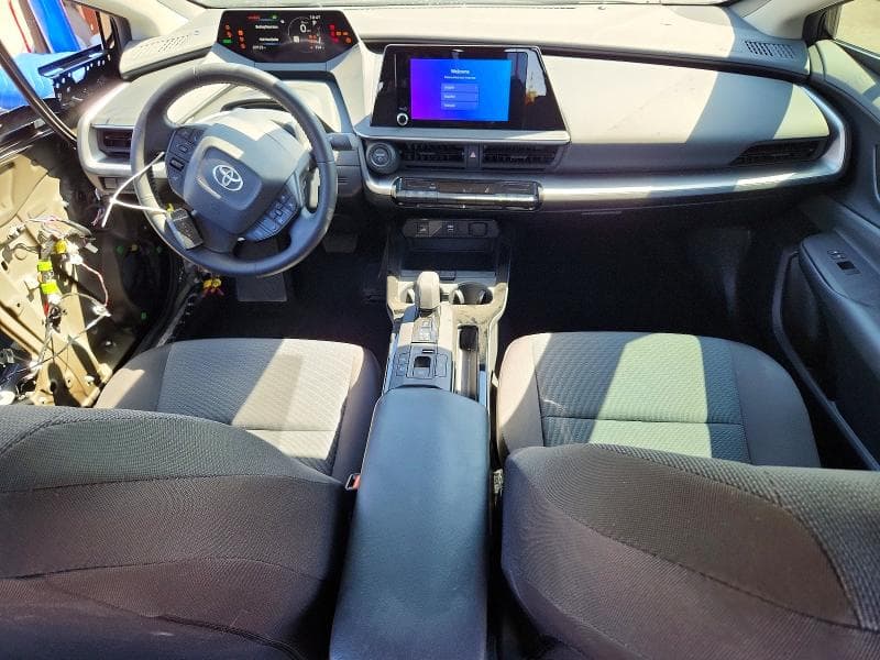 2024 TOYOTA PRIUS LE 8
