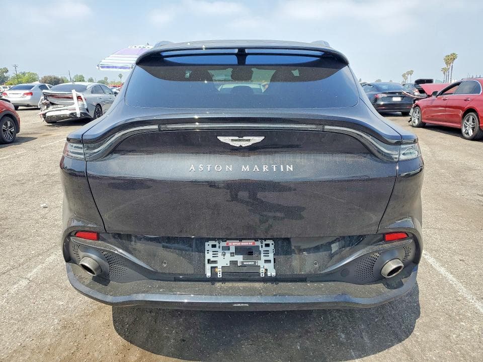 2021 ASTON MARTIN DBX 6