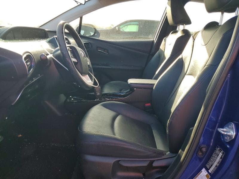 2017 TOYOTA PRIUS THREE TOURING 7