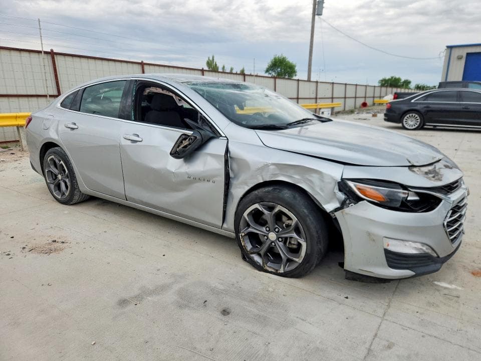 2020 CHEVROLET MALIBU LT 4