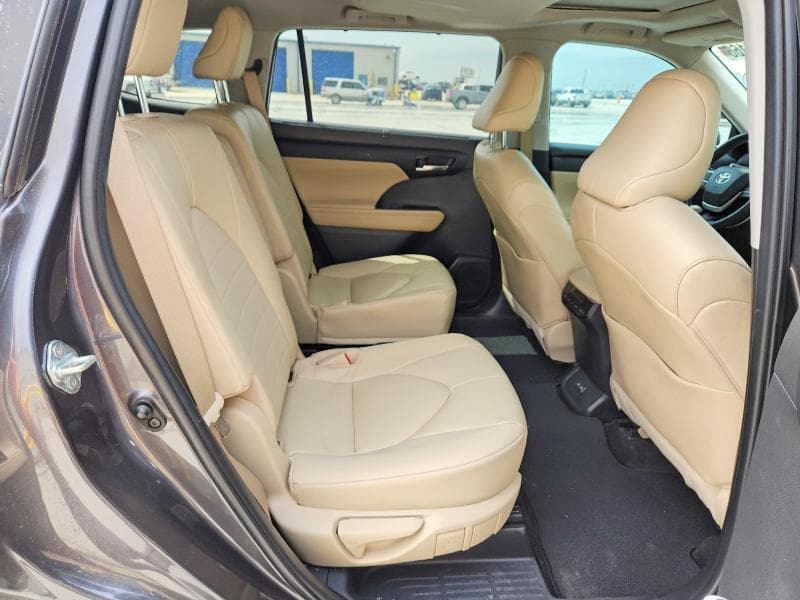 2023 TOYOTA HIGHLANDER XLE XLE 10