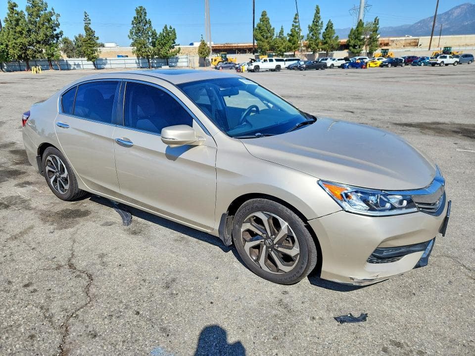 2017 HONDA ACCORD EX EX 4