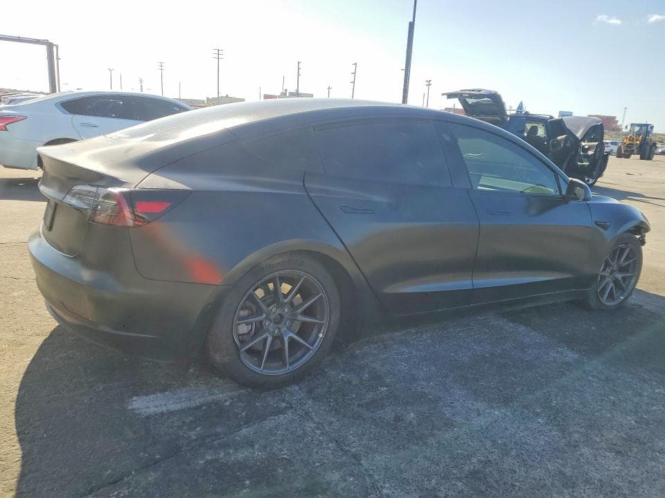 2022 TESLA MODEL 3 3