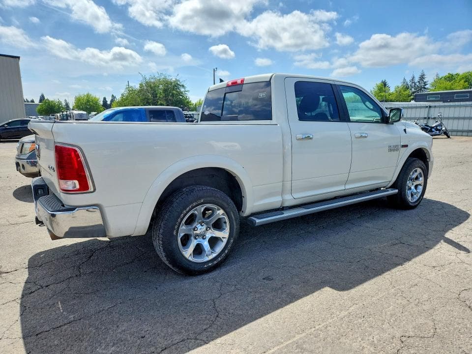 2017 RAM 1500 LARAMIE 3