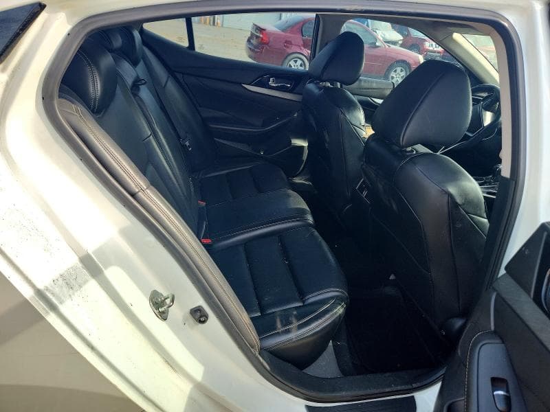 2016 NISSAN MAXIMA 3.5 SV 10