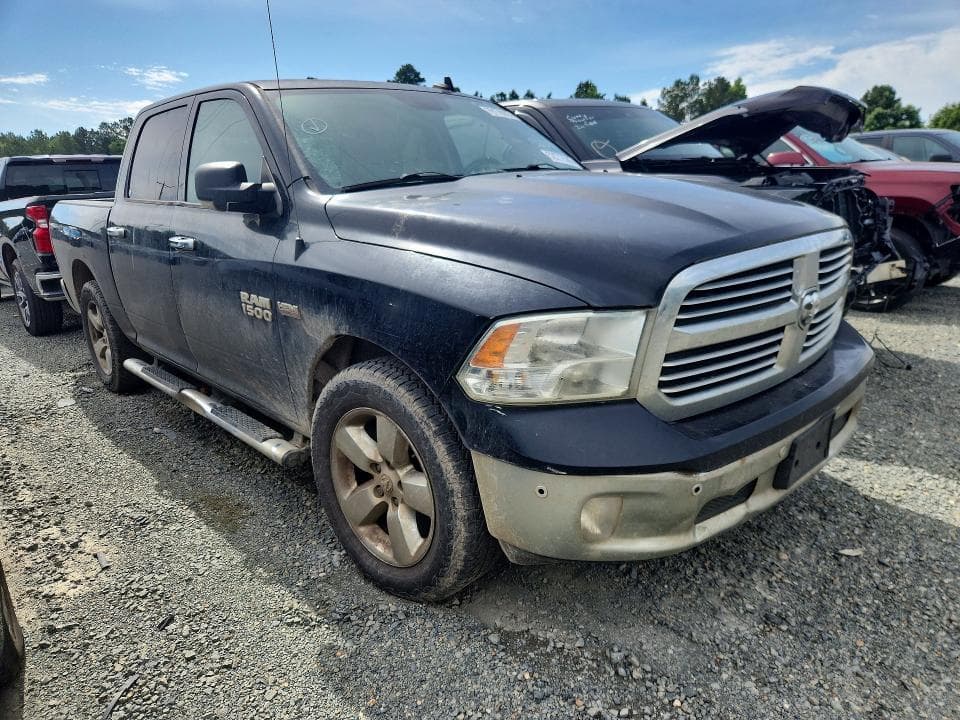 2017 RAM 1500 SLT SLT 4
