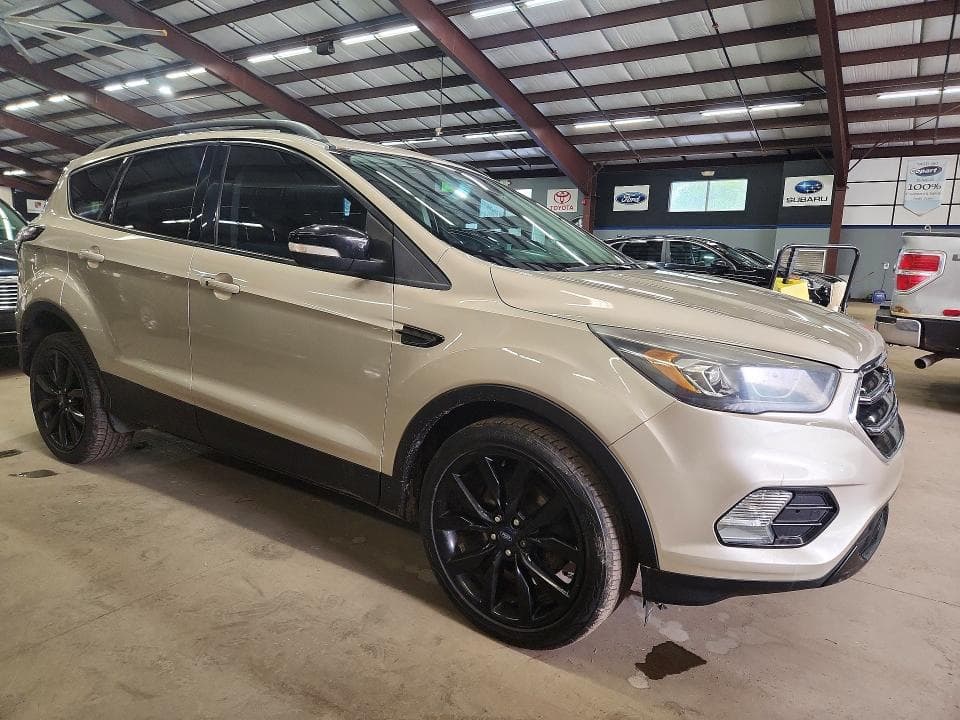 2017 FORD ESCAPE TITANIUM TITANIUM 4