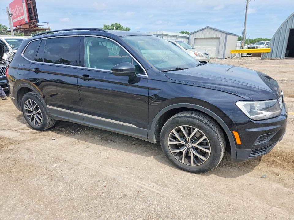 2020 VOLKSWAGEN TIGUAN SE 4