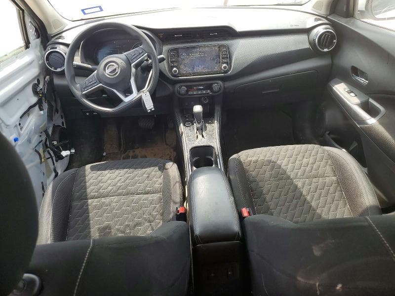 2022 NISSAN KICKS SV SV 8
