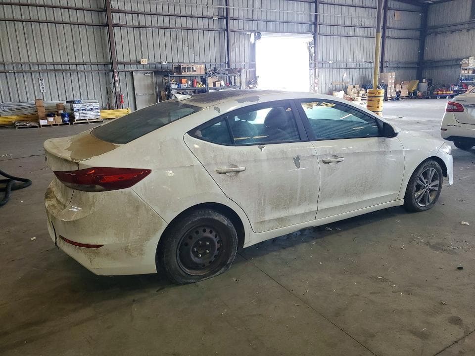 2017 HYUNDAI ELANTRA SE 4