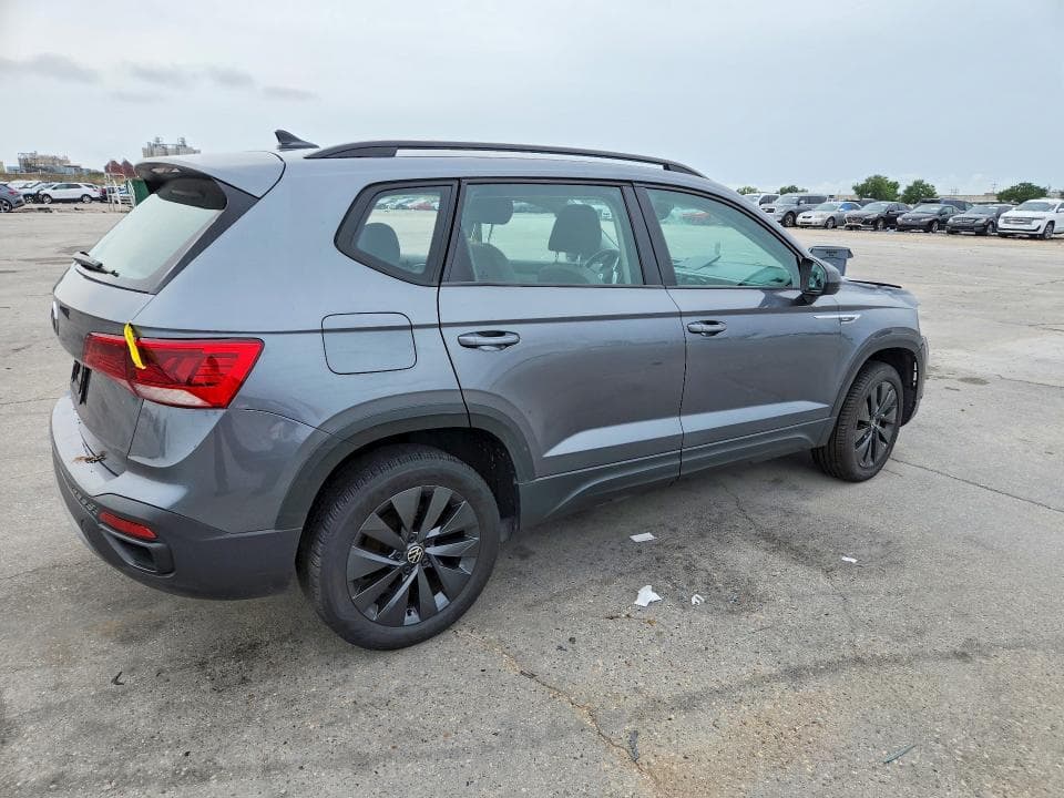 2024 VOLKSWAGEN TAOS S 3
