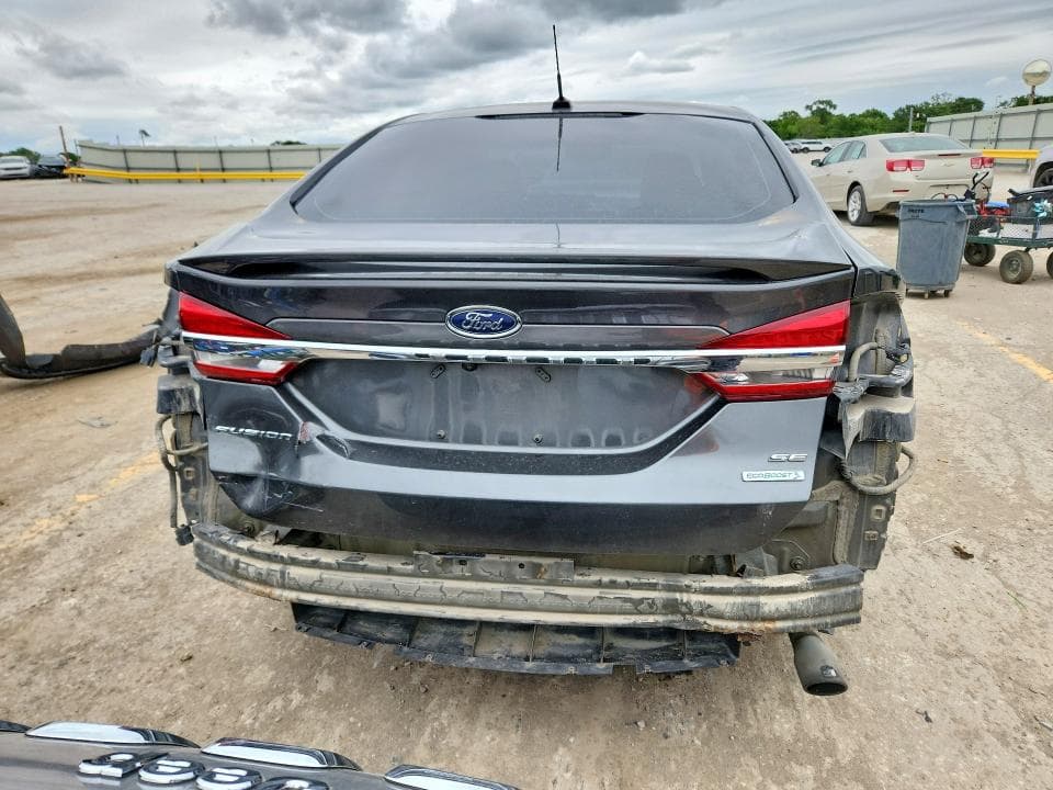 2017 FORD FUSION SE 6