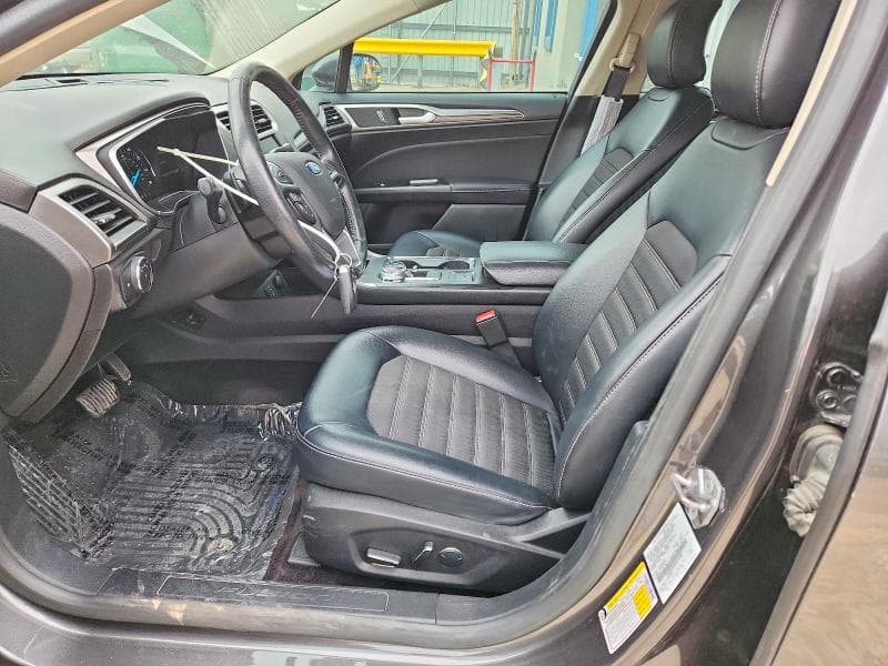 2017 FORD FUSION SE 7