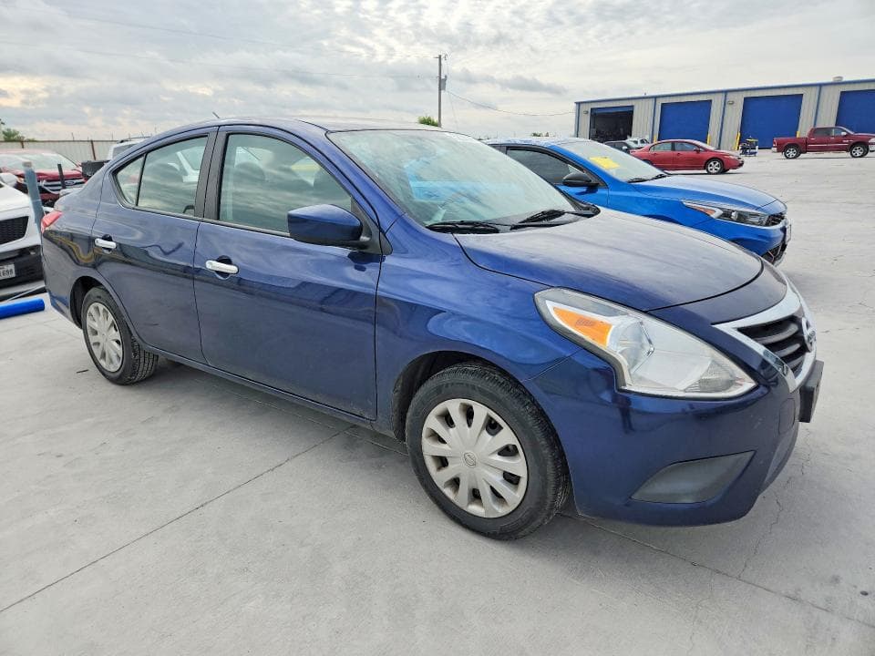 2018 NISSAN VERSA SV SV 4