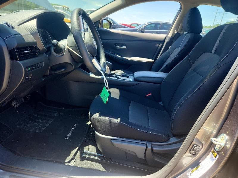 2025 NISSAN SENTRA SV 7