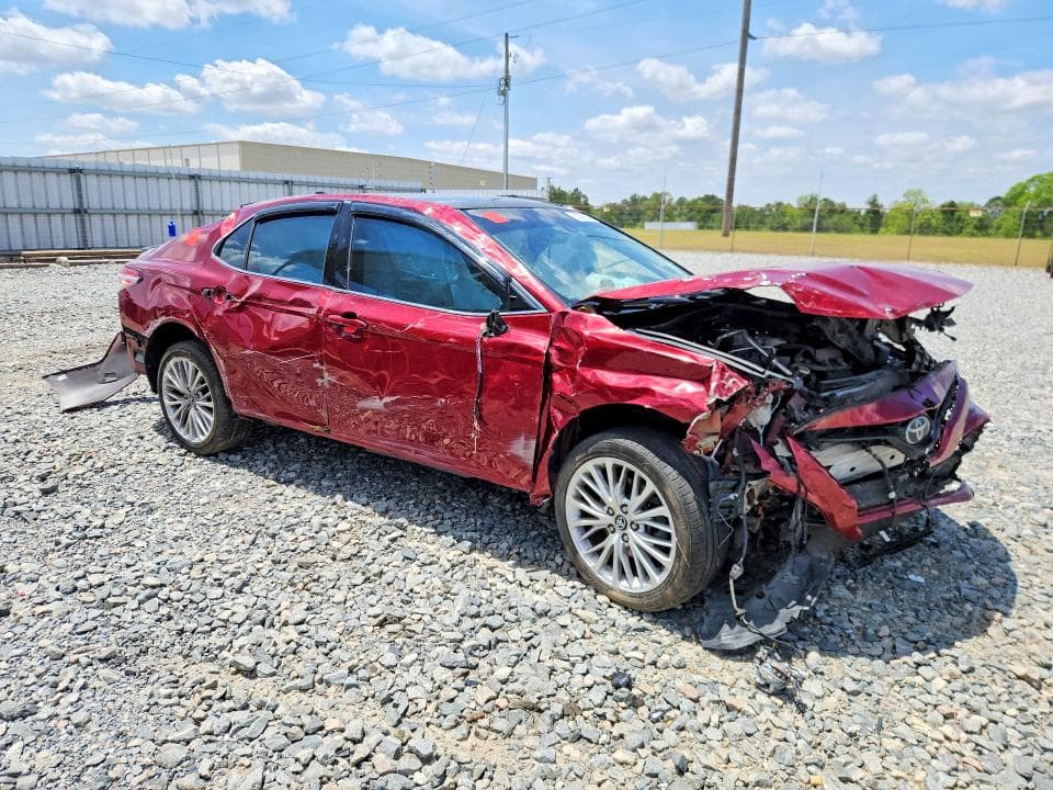 2018 TOYOTA CAMRY XLE XLE 4