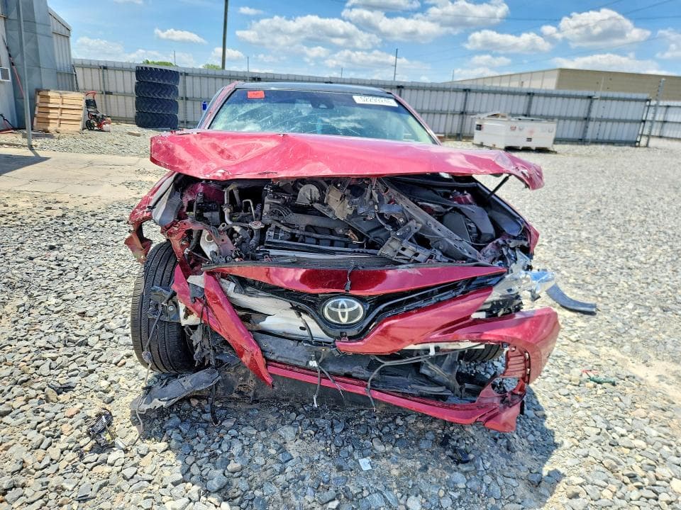 2018 TOYOTA CAMRY XLE XLE 5
