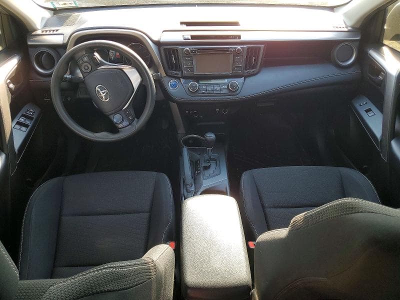 2018 TOYOTA RAV4 HYBRID LE 8