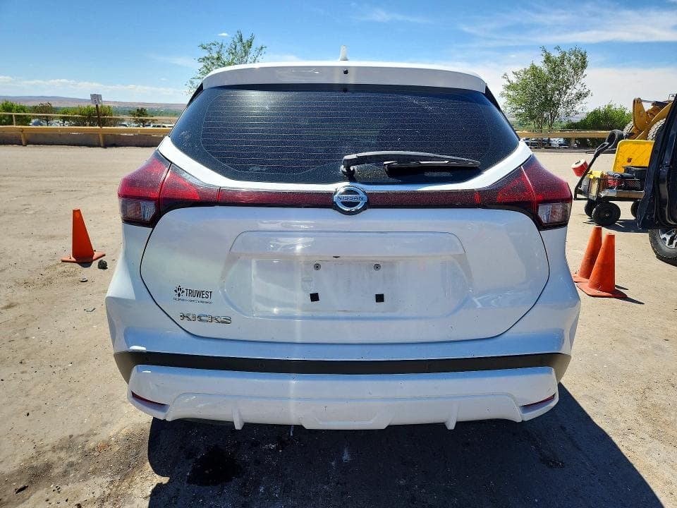 2021 NISSAN KICKS S 6