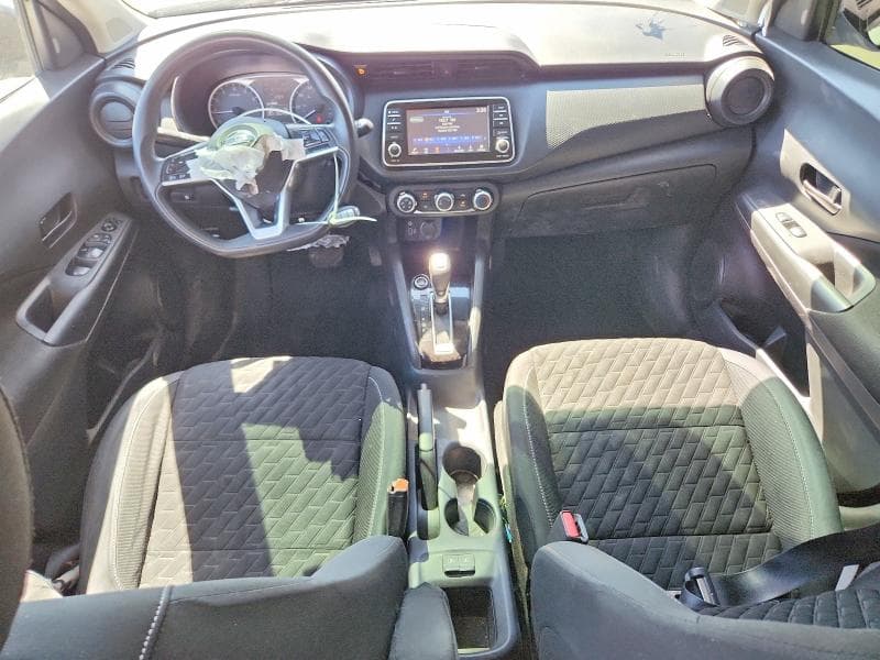2021 NISSAN KICKS S 8