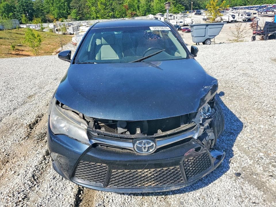 2017 TOYOTA CAMRY SE 5