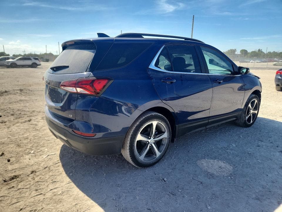 2022 CHEVROLET EQUINOX LT 3