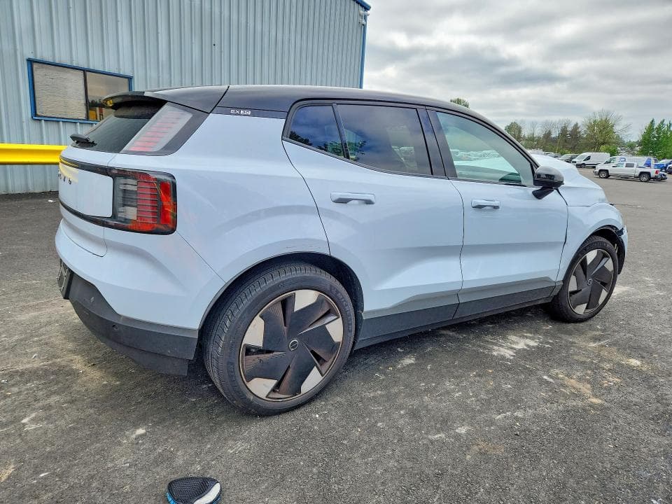 2025 VOLVO EX30 PLUS 3