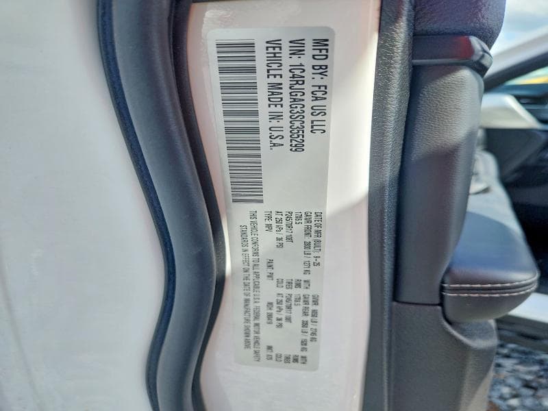2025 JEEP GRAND CHEROKEE LAREDO 12