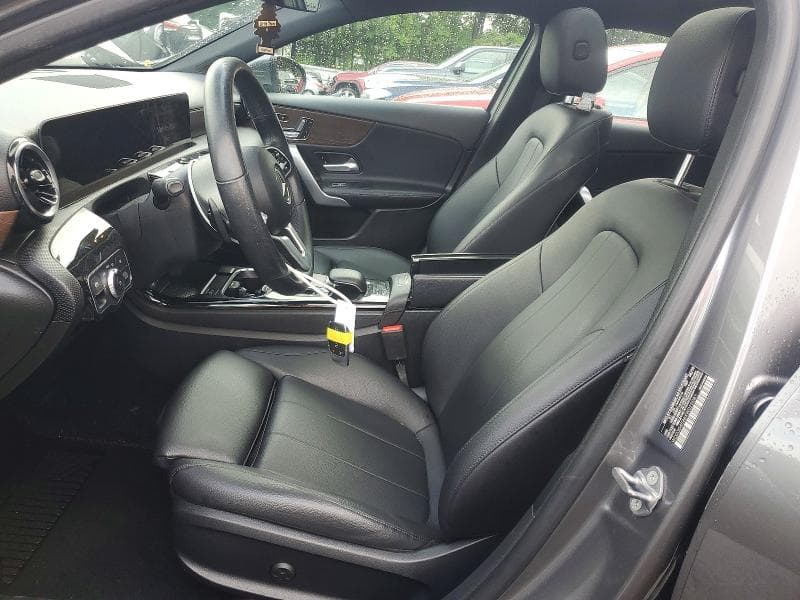 2019 MERCEDES-BENZ A 220 7