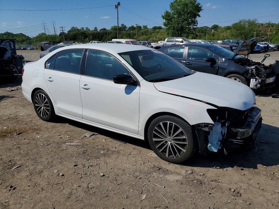 2016 VOLKSWAGEN JETTA SPORT SPORT 4