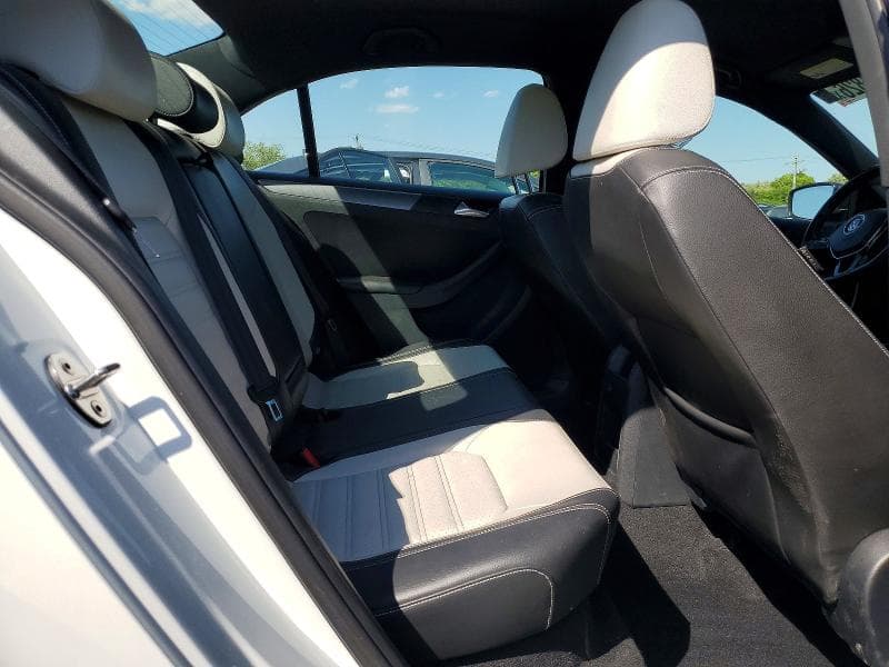 2016 VOLKSWAGEN JETTA SPORT SPORT 10