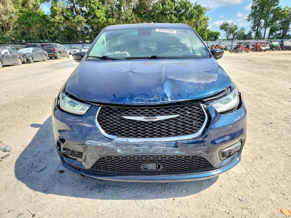 2024 CHRYSLER PACIFICA TOURING L 5