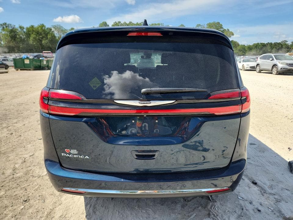 2024 CHRYSLER PACIFICA TOURING L 6
