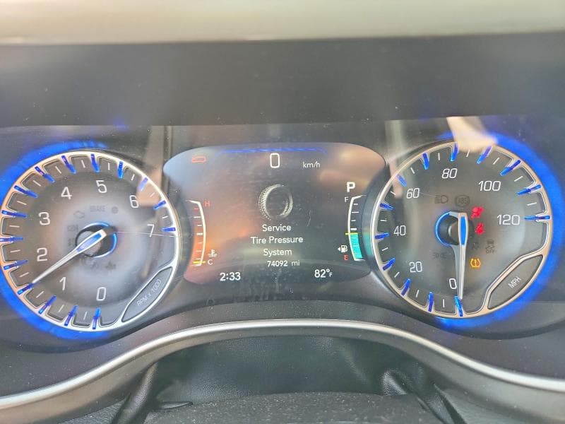 2024 CHRYSLER PACIFICA TOURING L 9