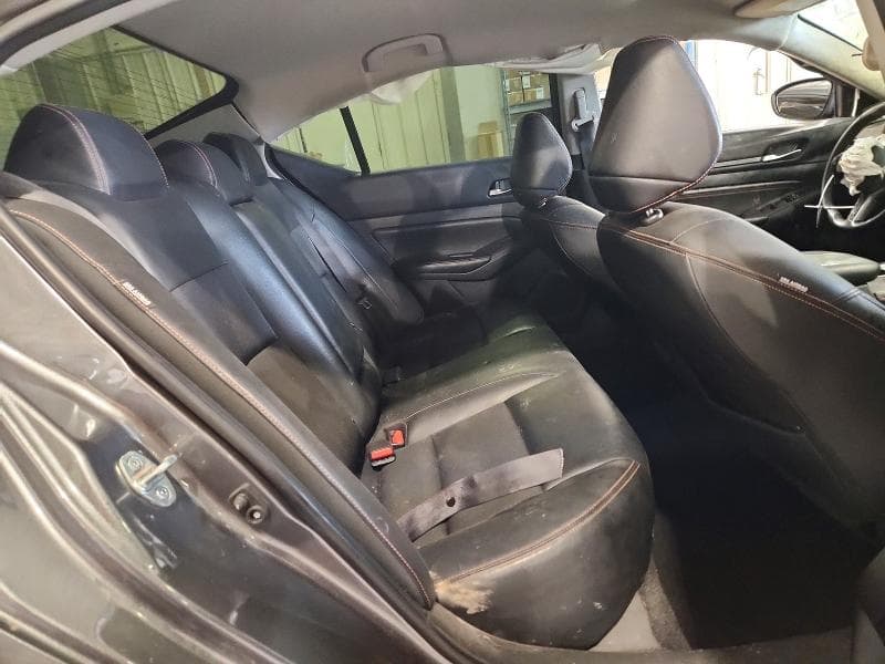 2022 NISSAN ALTIMA SR 10