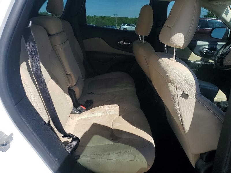 2017 JEEP CHEROKEE LATITUDE 11