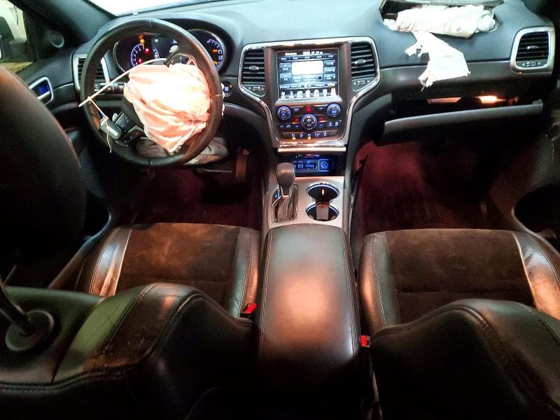 2017 JEEP GRAND CHEROKEE LAREDO 8